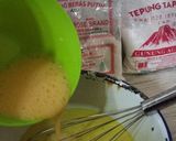 Foto langkah ke 4 dari resep Ayam Goreng Kremes.