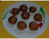 A picture of step 6 of Ragi ladoo.