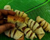 A picture of step 6 of Apple stuffed roll.