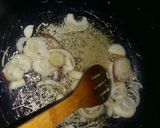 A picture of step 1 of Minced meat fried rice.