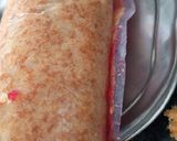 स्ट्रॉबेरी स्वीस रोल (strawberry swiss roll recipe in marathi) रेसिपी स्टेप 4 फोटो