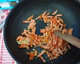 Foto langkah ke 4 dari resep Fetuccine Aglio Olio Baso Salmon.