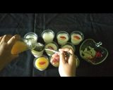 Foto langkah ke 3 dari resep Puding Susu Buah Kuah Jeruk Anti Gagal.