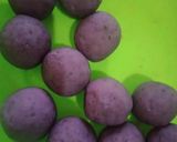 Foto langkah ke 1 dari resep Onde onde Ubi Ungu.
