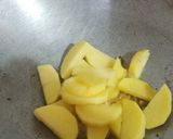 A picture of step 3 of Methi Tomato aur aloo ki sabji.
