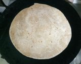 A picture of step 2 of Egg roll.