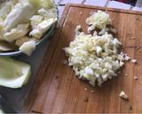 Foto del paso 2 de la receta: Zapallitos italianos rellenos con queso 🧀