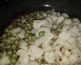 A picture of step 4 of Cauliflower curry.
