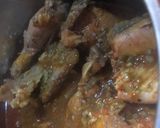 A picture of step 1 of Okro soup with chicken and fish.