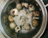 Foto langkah ke 1 dari resep Sup Daging Telur Puyuh MP ASI 11 Bulan.