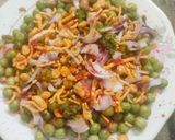 A picture of step 3 of चटपटी हरी मटर.