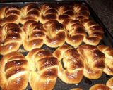 Foto del paso 5 de la receta: 🥐Medialunas de manteca🥐