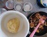 Foto langkah ke 2 dari resep Apple Pie Mini.