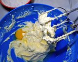 Foto langkah ke 7 dari resep Cake Marmer Tape.