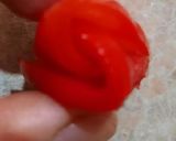 عکس مرحله 2 از دستور گل رز با گوجه فرنگی