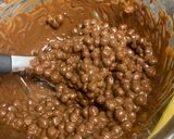 Foto del paso 3 de la receta: Barritas de chocolate con quinoa inflada