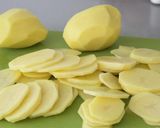 Foto del paso 1 de la receta Alitas de pollo con patatas al horno