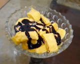 A picture of step 4 of Mango Rabri kulfi.