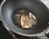 A picture of step 3 of Hariyali pulav.