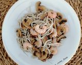 Foto del paso 9 de la receta: Champiñones con Gambas y Gulas
