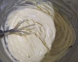 Foto langkah ke 1 dari resep Tanpa Pengembang Buatan, Tanpa Mixer: Bolu Meisis.