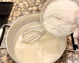 A picture of step 4 of Chocolate Cake with Coconut Cream.