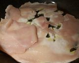 Foto del passaggio 1 della ricetta Petto di pollo agli aromi