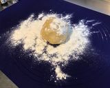 Une image de l'étape 4 de Pâte brisée à la liqueur de pêches.
