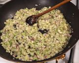 Spárga krémleves spárgás húsgombóccal recept fázis 3 fotója