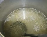Foto langkah ke 2 dari resep Cream Sup Ayam Jamur ala KFC.