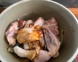 Foto langkah ke 2 dari resep Semur Ayam Bumbu Dasar Putih.