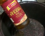 A picture of step 1 of Egg rice.