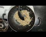 A picture of step 3 of Kaju Gathiya Curry.