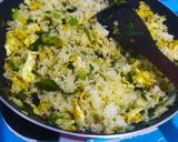 Foto langkah ke 3 dari resep Nasi Goreng Ijo.