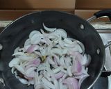 A picture of step 3 of Veg kolhapuri sabji.