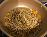 Foto del passaggio 4 della ricetta Lenticchie 🍛
