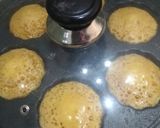Foto langkah ke 7 dari resep Bolu karamel mekar.