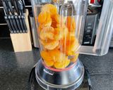 A picture of step 1 of Dried Apricot Drink:.