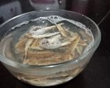 Foto langkah ke 2 dari resep Ikan asin cabe ijo.