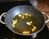 Foto del paso 2 de la receta: Sopa con garbanzos y apio