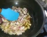 A picture of step 1 of Shinvari Beef Qeema Karahi.