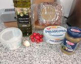 Foto del paso 1 de la receta: Tosta de Queso, Pesto y Tomates Cherry