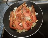 Foto del paso 4 de la receta: Fideuá negra