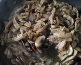 Foto del paso 4 de la receta: Revuelto de setas, champiñón y gulas