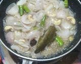 A picture of step 4 of Mughlai Malai Kofta Curry(Malai kofta in white gravy).