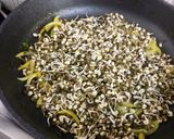 A picture of step 4 of Sprouts & Oats Poha.
