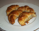 Foto del paso 14 de la receta: Croissant rellenos de jamón serrano, queso y morcilla de cebolla