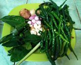 Foto langkah ke 2 dari resep Gulai itiak lado hijau Koto Gadang (gulai bebek cabe hijau).