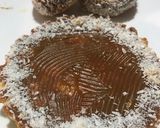 Foto del paso 3 de la receta: Alfajorcitos y tartita de coco 🌴🥥