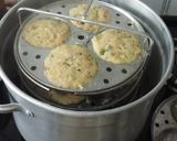 A picture of step 13 of Instant Oats Vegetable Idli.